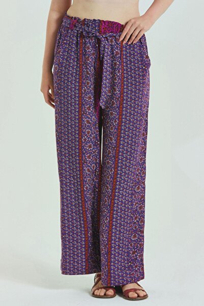 Los banditos Women's Plus Size Trousers with Elastic Waist Belt Detail