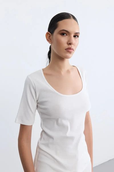 Gusto Short Sleeve Cotton T-Shirt - Ecru