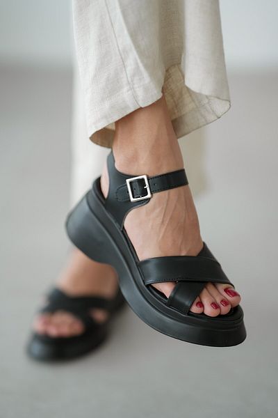 selinshoes Dase Front Cross Stripe Detailed Women's Sandals - Black