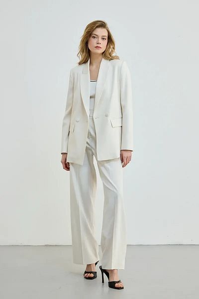 Gusto Two Button Blazer Jacket - Ecru
