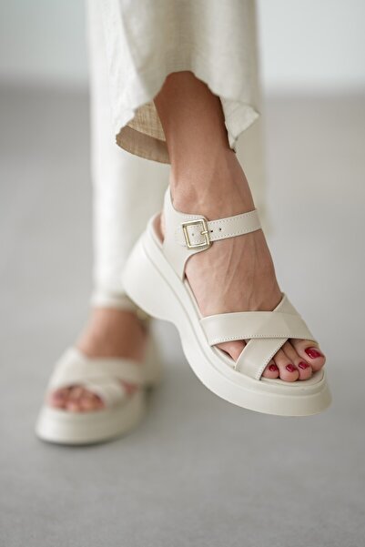 selin shoes Dase Front Cross Stripe Detailed Women's Sandals - Ecru