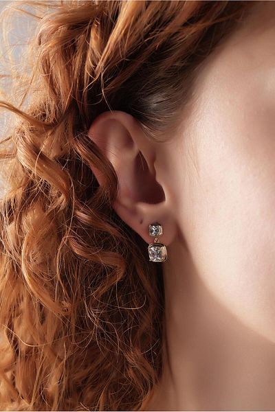 Çlk Accessories Xuping لا يتغير لونه أقراط حجرية مربعة صغيرة 35776
