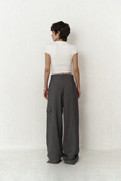 MAI STUDIOS CO. Detailní antracitové kalhoty Gloria Boxer