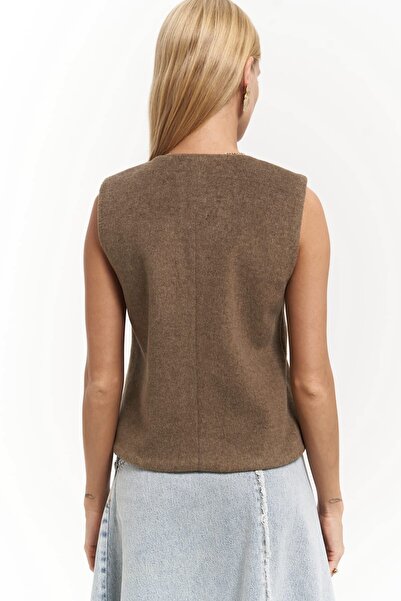 MAI STUDIOS CO. Κοντό γιλέκο Pace Soft Brown