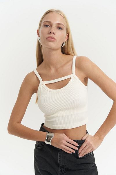 MAİ COLLECTİON Noam Ecru Front Detail Corded Crop