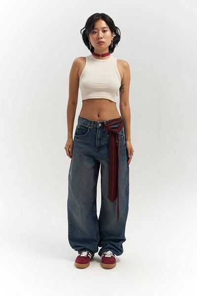 MAİ COLLECTİON Pantaloni de jeans albastru închis cu detaliu rupt Dex