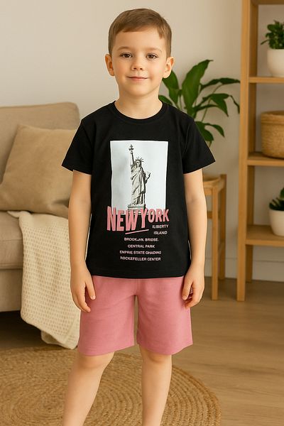 TRENDİMİZBİR Boy's New York Printed Statue of Liberty Black T-Shirt and Pink Shorts Top and Bottom Set