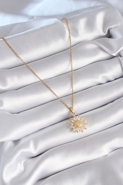 Skygo 316L Steel Gold Color Zircon Stone Daisy Model Women's Necklace - TJ-BKO8321