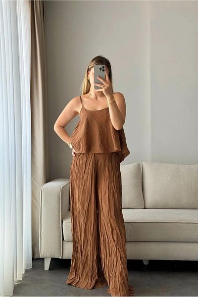 FEMMESTUDIO Women's Brown Wrinkled Blouse Skirt Set
