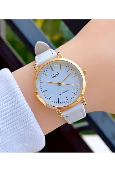 Weluxa Women's Wristwatch with Leather Cord in Special Box