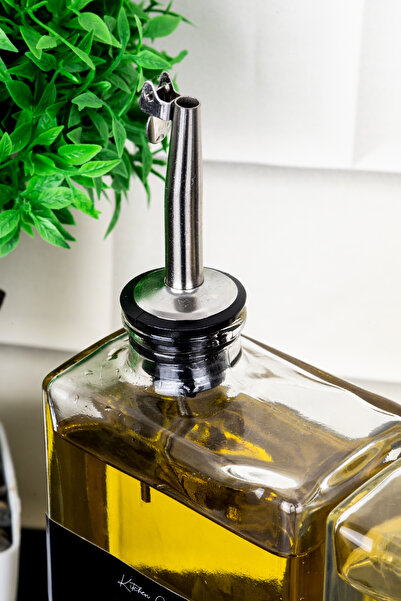 DNS HOME 2-Piece Glass Oil Pot Silver Cover 500 ml Oil Pot Set Sunflower Olive Oil Labeled Vinegar Sauce Pot