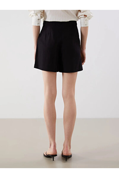 LC Waikiki Γυναικείο σορτς LCW Vision Black Standard Fit με λινό μείγμα