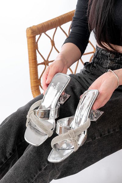 Santamarina Women's Mabelle Silver Transparent Heeled Slippers