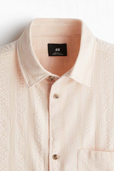 H&M Regular Fit Textured short-sleeved shirt