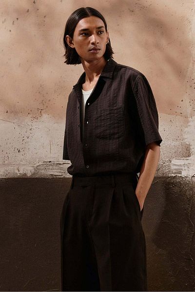 H&M Regular Fit Textured resort shirt