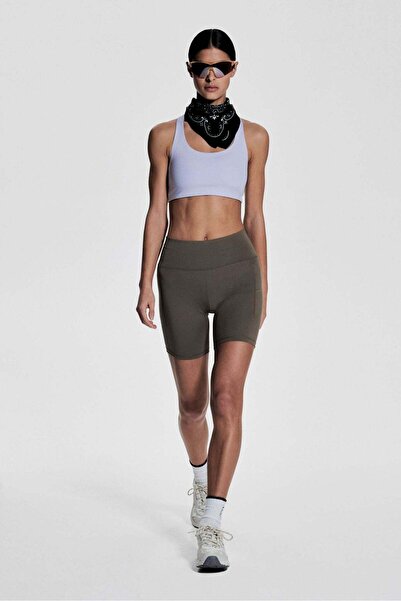 H&M Pocket-detail sports cycling shorts in DryMove™