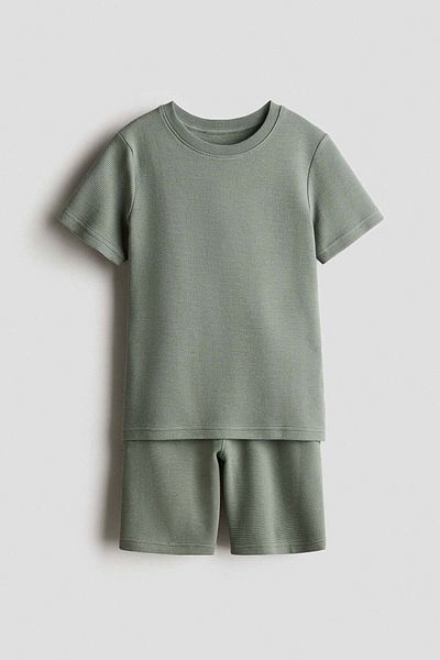 H&M 2-piece T-shirt And Shorts Set