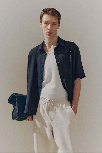 H&M Loose Fit Short-sleeved linen-blend shirt