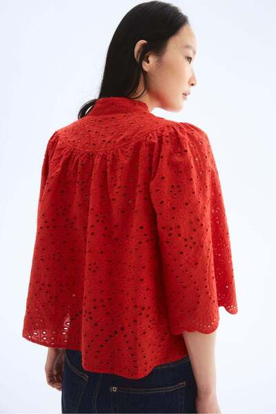 H&M Broderie anglaise blouse