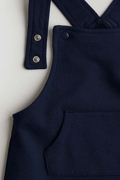 H&M شورت دنغري مع سويت شيرت
