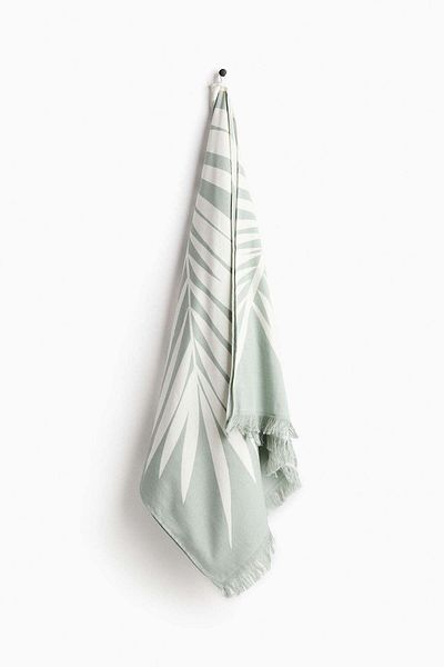 H&M Fringed beach towel