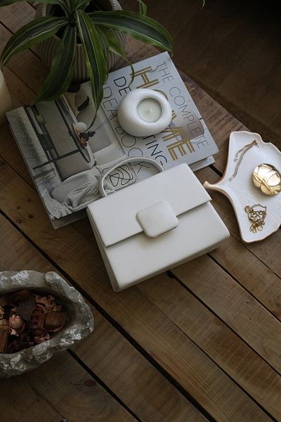 Moom Bag Γυναικεία λευκή τετράγωνη αγκράφα αξεσουάρ με πέτρινη λαβή βραδινό φόρεμα Clutch bag Τσάντα ώμου