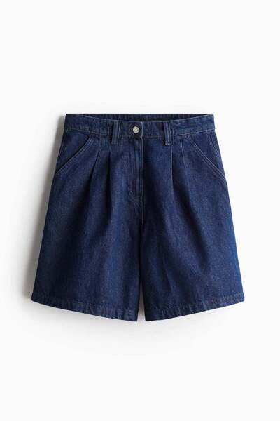 H&M Pleated denim shorts
