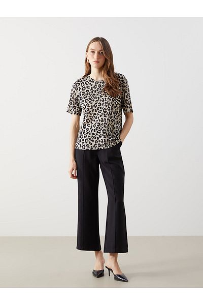 LC Waikiki Γυναικείο T-Shirt με λαιμόκοψη Leopard σχέδιο