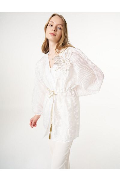 Kayra Floral Appliqued Jacquard Kimono Optical White