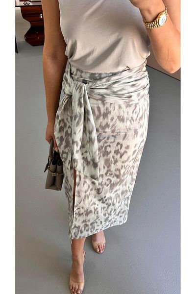 Sezgi Tekin Slit Detail Belted Leopard Pattern Linen Skirt