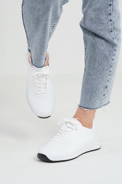 Beyond Women's White Lace-Up Leather Sneaker 2.5 cm Byndf301