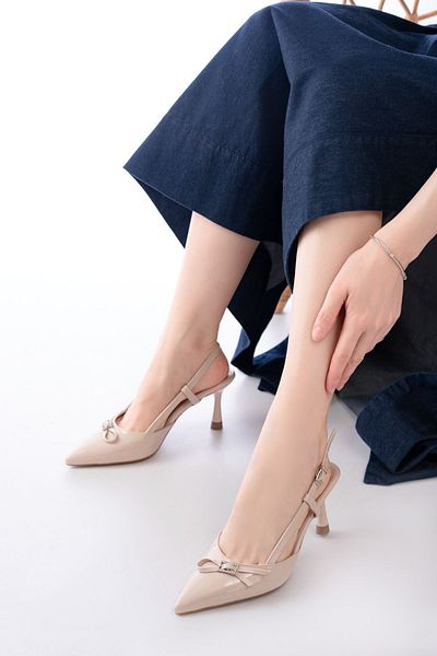 ASKA Inf-2300 Beige Patent Leather Daily Open Back Bow Heeled Shoes