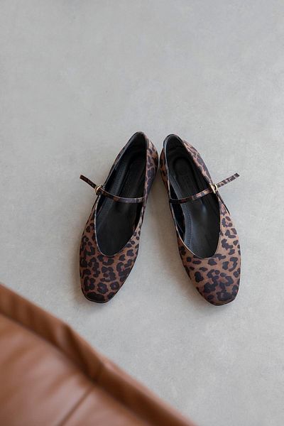 STRASWANS Evve Women's Buckle Detail Satin Ballerina Leopard