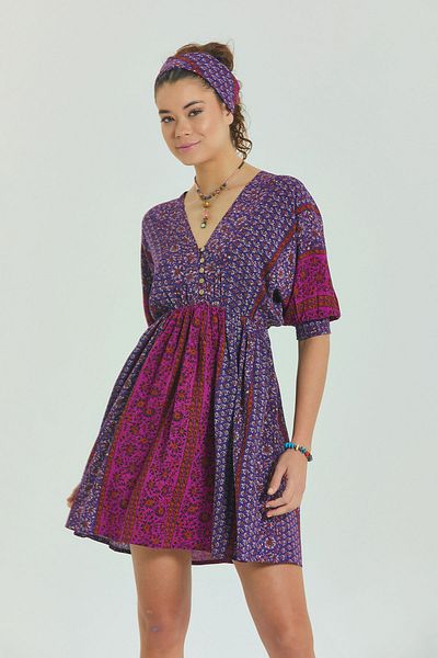 Los banditos V-Neck Elastic Waist Backless Mini Dress