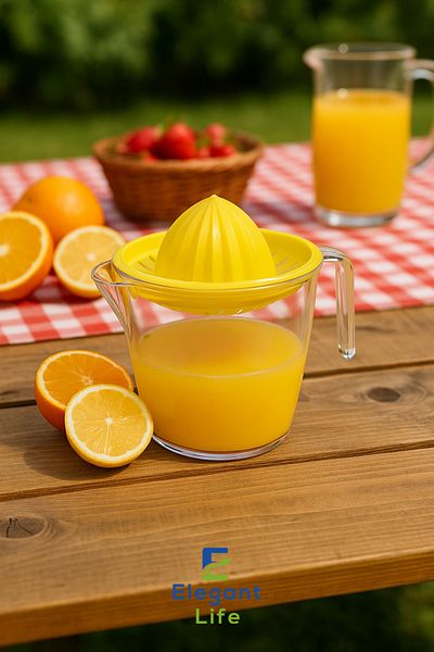 ELEGANT LIFE Citrus Juicer – Practical Handheld Lemon & Orange Squeezer with Clear Chamber, Non-Slip Base