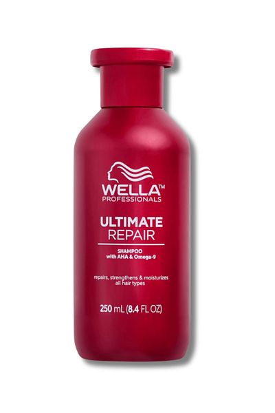 Wella Professionals Ultimate Repair Shampoo 250ml