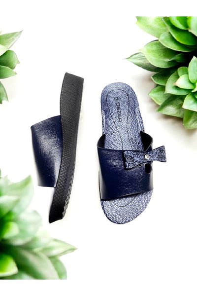 GEZER Casual Crested, Butterfly, Bowknot Comfortable and Stylish Home and Outdoor Slippers