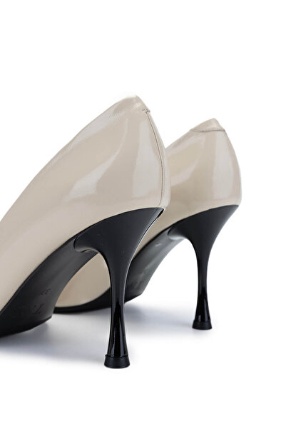 Tamer Tanca Kadın Hakiki Deri Bej Rugan Topuklu Ayakkabı