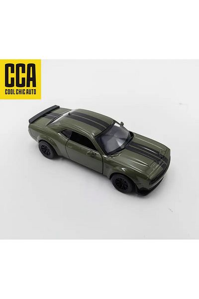 CCA 1:44 Dodge Challenger Green – Metal Model Car