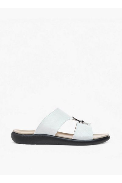 LBL by Shoexpress Buckle Accent Slip-On Arabic Sandals