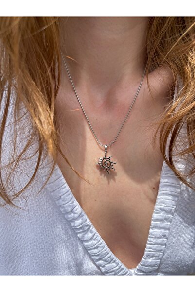 Hora Minimal Zirkon Detaylı Suny Silver Çelik Kolye