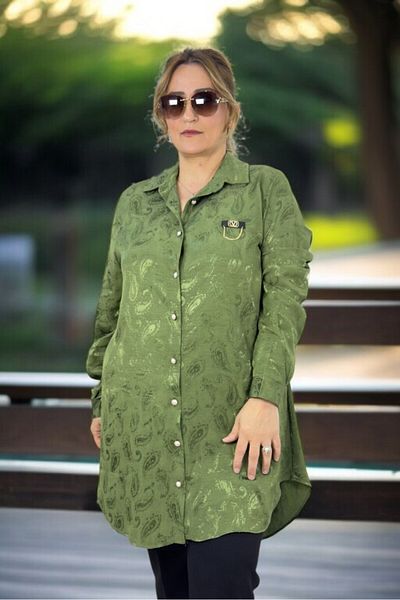 yagmurberen Pearl Front Button Long Sleeve Oversized Jacquard Satin Shirt Tunic with Chain Accessories