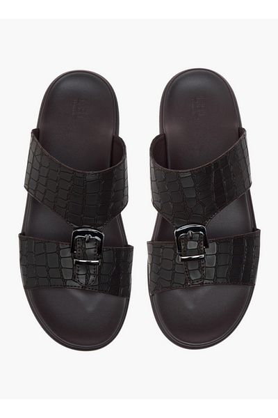 LBL by Shoexpress Buckle Accent Slip-On Arabic Sandals