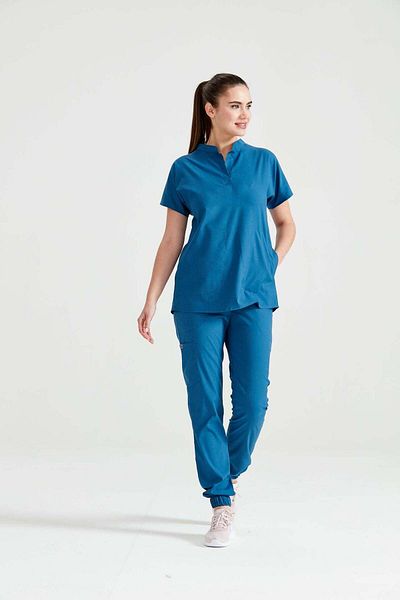 DEMOTEKS Bluza Medicala Petrol Unisex Activity – Scrub Top Uniforma Asistenta si Doctor