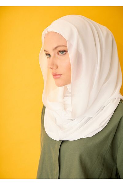 HOUSE OF MODEST -Chiffon Shawl-Ekru