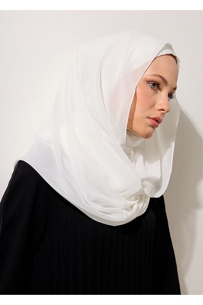 HOUSE OF MODEST -Chiffon Shawl-White