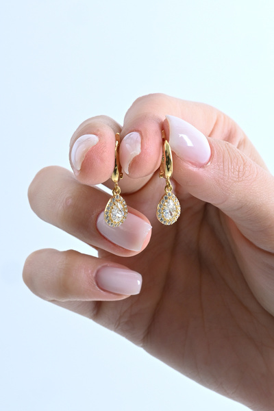 jingle bells Damla Beyaz Zirkon Taşlı 925 Ayar Gümüş Küpe Altın Kaplama