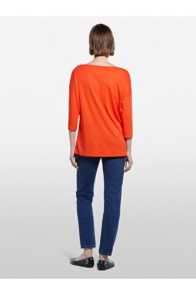 Sisley Women's Pomegranate Flower Modal Blended Boat Neck Regular Fit T-Shirt