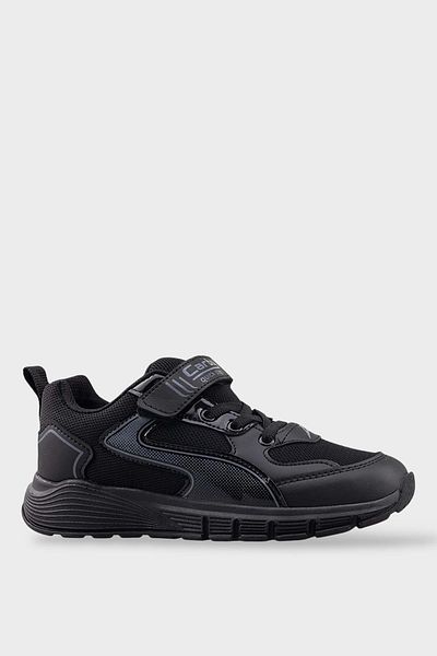 Liger Sneakers - Black - Flat