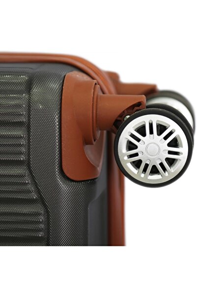 Titan 20-Inch Cabin Hard Shell Lightweight ABS Trolley Bag With 360 Spinner Wheels